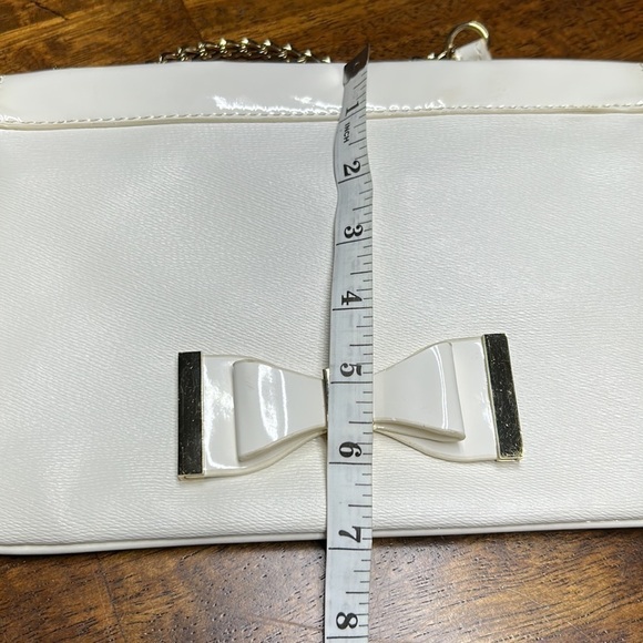 Lulu by Lulu Guinness luxury hand bag gold tone hardware shoulder evening wear - Picture 9 of 13